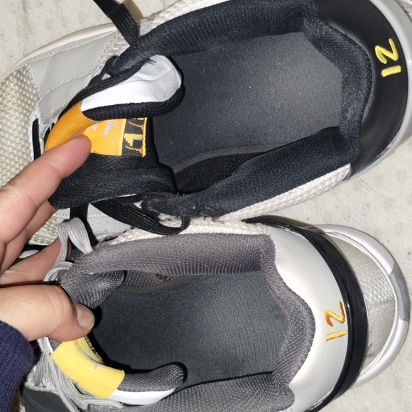 Ja Morant Nike basketball shoes - Picture 9 of 9